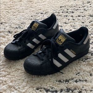Black Adidas Superstars